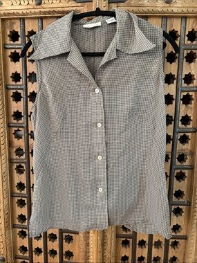 Banana Republic Sleeveless Button-Front Woven Camisole - Gray